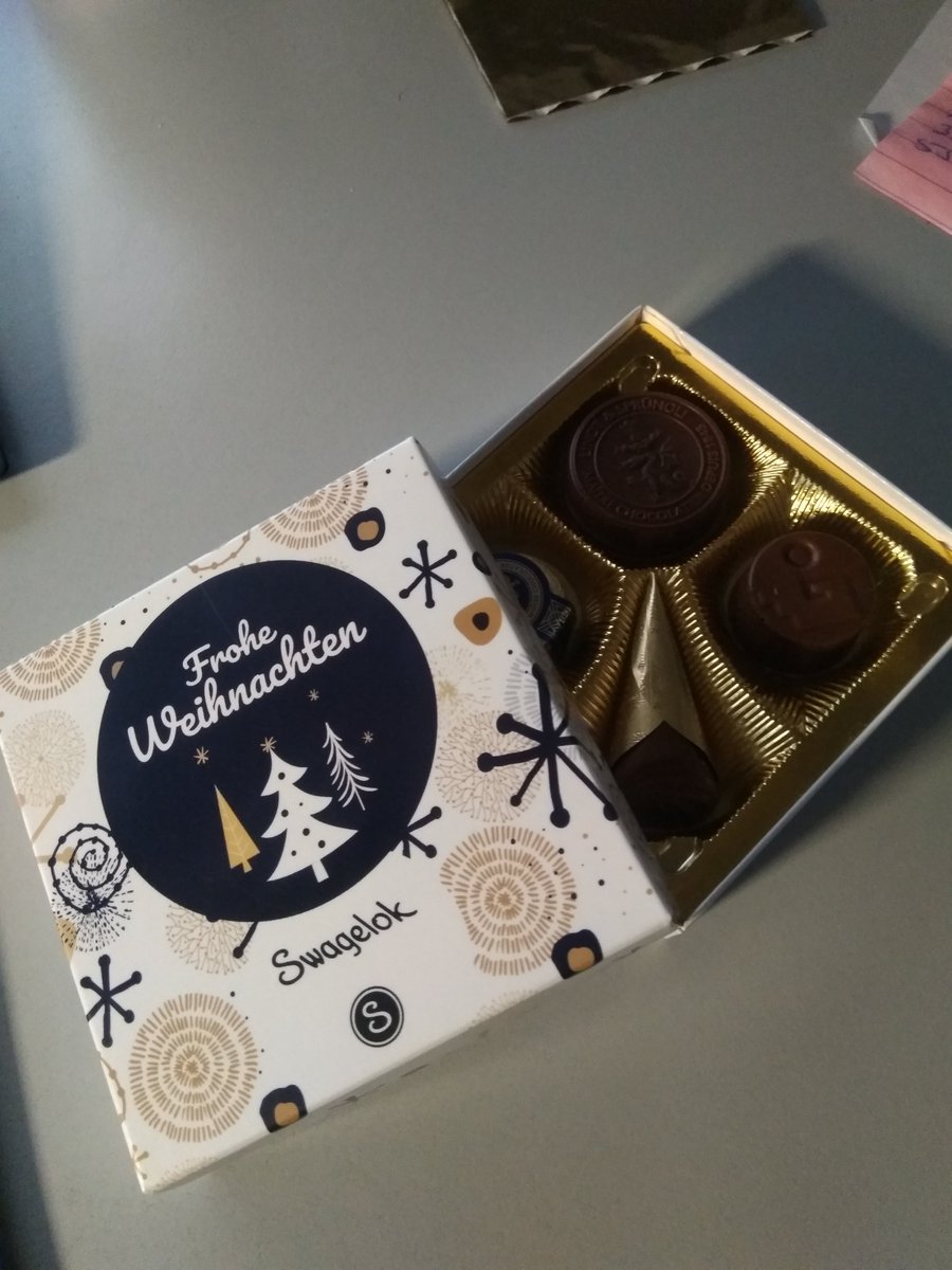 jkowalska's tweet photo. Thank you @Swagelok for treating the whole Leitner Group at #mpicec with sweets this day! 😊 #SaintNicolas apparently exists :) @oooAJV @WerleLab #BordetLab @JEstebanChemEng @ta_muf @puueschel @AzuValence @Scrat995 https://t.co/IqR3opy2M6