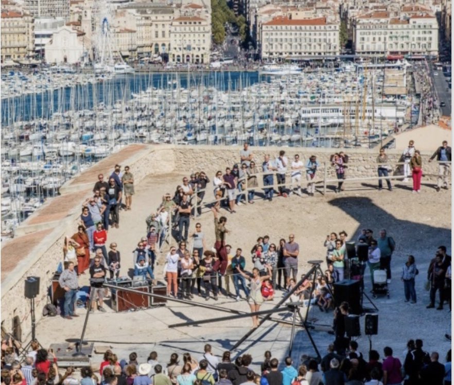 louriealexandre's tweet photo. Mon #SaintNicolas préféré, c’est le Fort Saint Nicolas de Marseille ! 
Une citadelle magnifique où nos chantiers d’insertion @acta_vista ont permis de salarier, d’accompagner &amp; de former plus de 2000 Marseillais-es éloignés de l’emploi... dont on prépare l’ouverture au public 🤗 https://t.co/giHfAhNvQA