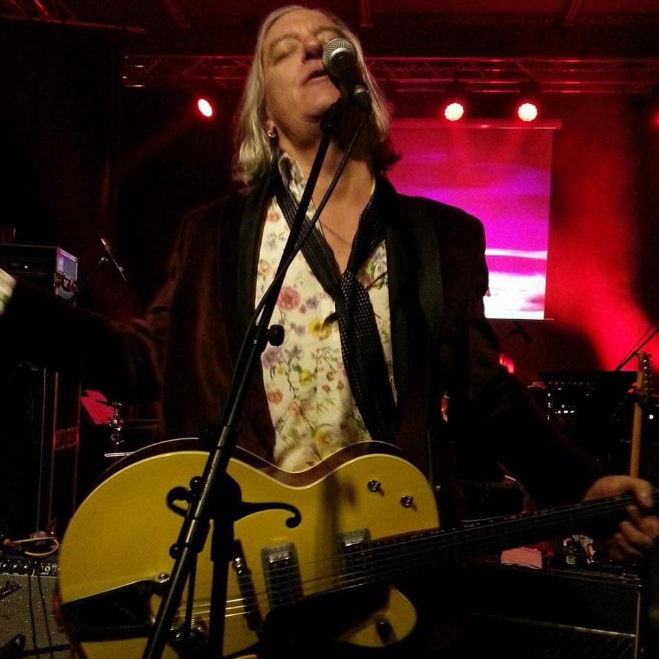 Happy Birthday Peter Buck ! 