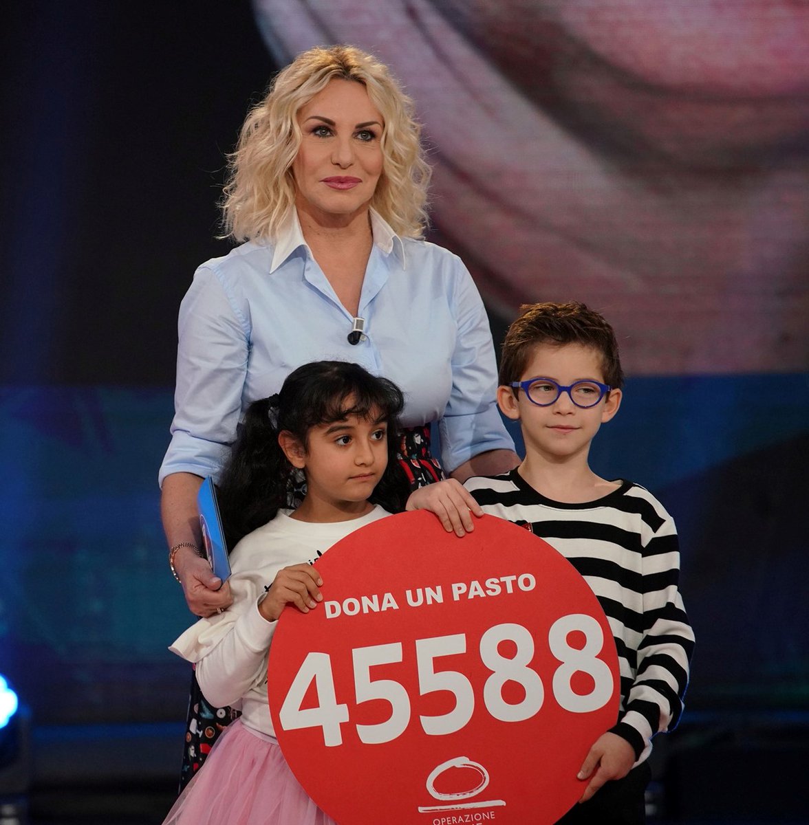 Un grandissimo augurio di Buon Compleanno da tutti noi di Antoniano, ad <a href="/antoclerici/">Antonella Clerici⭐️</a>! #zecchino62 #zecchino2019 #Antoniano