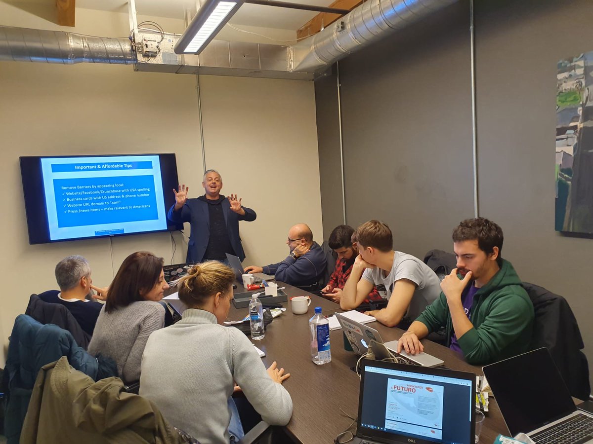 Arter_ER's tweet image. 🇺🇸 4° giorno di #MindsetProgram in #SiliconValley 
L'inizio dell'avventura non sai mai dove ti porta
#ERSiliconValley

emiliaromagnainsiliconvalley.it/2019/12/06/min…