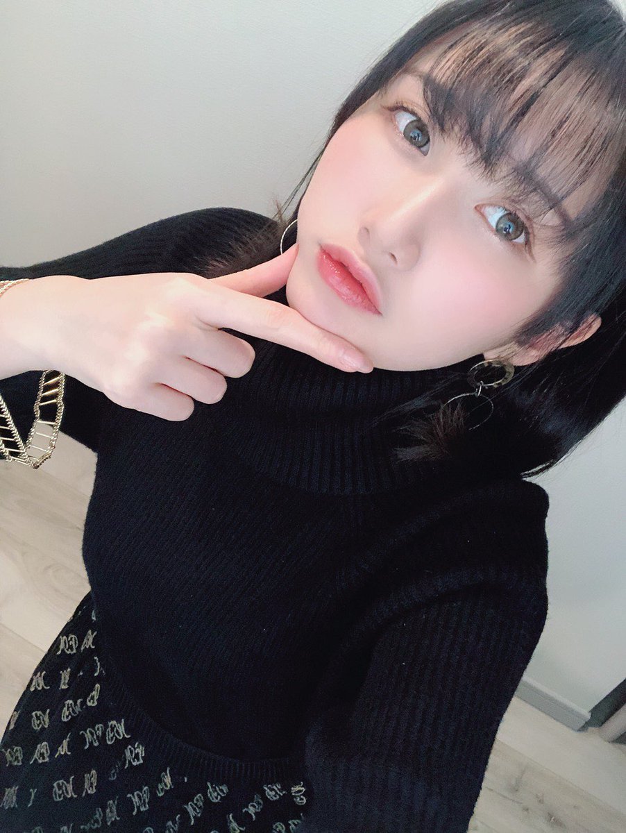 黒が好き！と言う人が多くて意外👀✨

黒い「そら」と夢で会おうね
おやすみなさい💕 https://t.co/2xYEI6D2HD