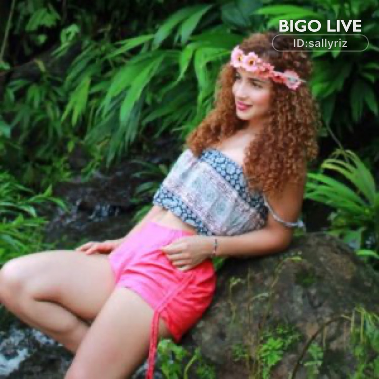 Ven y ve el live de Sally Riz en #BIGOLIVE: Me acompañas   
slink.bigovideo.tv/ttMCt2