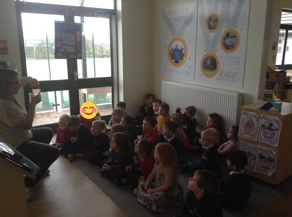 Learning about rain cloud after being caught in the rain 💦 <a href="/ashbridgeschool/">Ashbridge School</a> #science #weatherwatch