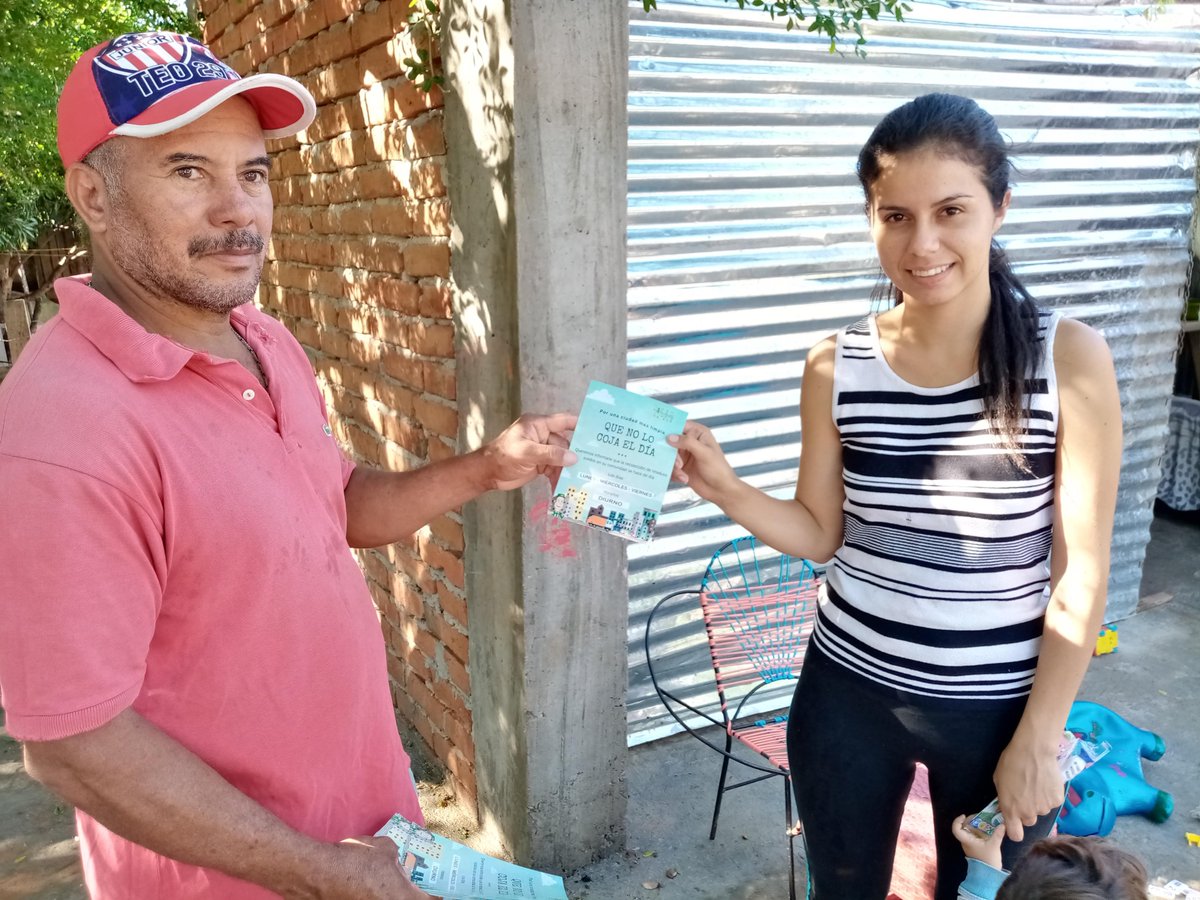 Estuvimos realizando  sensibilización en la comunidad de Brisas de la popa CON El equipo de RSE, La policía ambiental, policía infancia y adolescencia, y líderes de la comunidad, socializamos los horarios y frecuencia de recolección y el manejo adecuado de los residuos sólidos