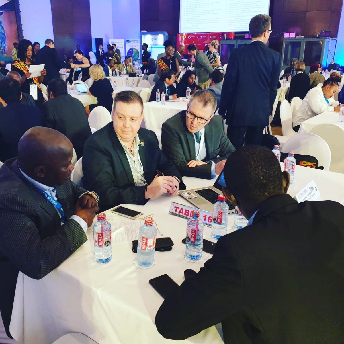ZunomaPrint's tweet photo. Warren and Nigel are having a great week in Ghana at Innovation Africa 2019. It’s good to see that they’re having plenty of conversations with people on the services we provide #ghana #innovationafrica #sando #africa #smithandouzman #smithouzman #securityprinters #networking https://t.co/vgQROUcPdE