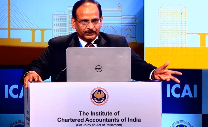 rajnish821's tweet image. #IntConICAI19
1.36 crore fee in single cheque in practice of IBC.. Aamzing..