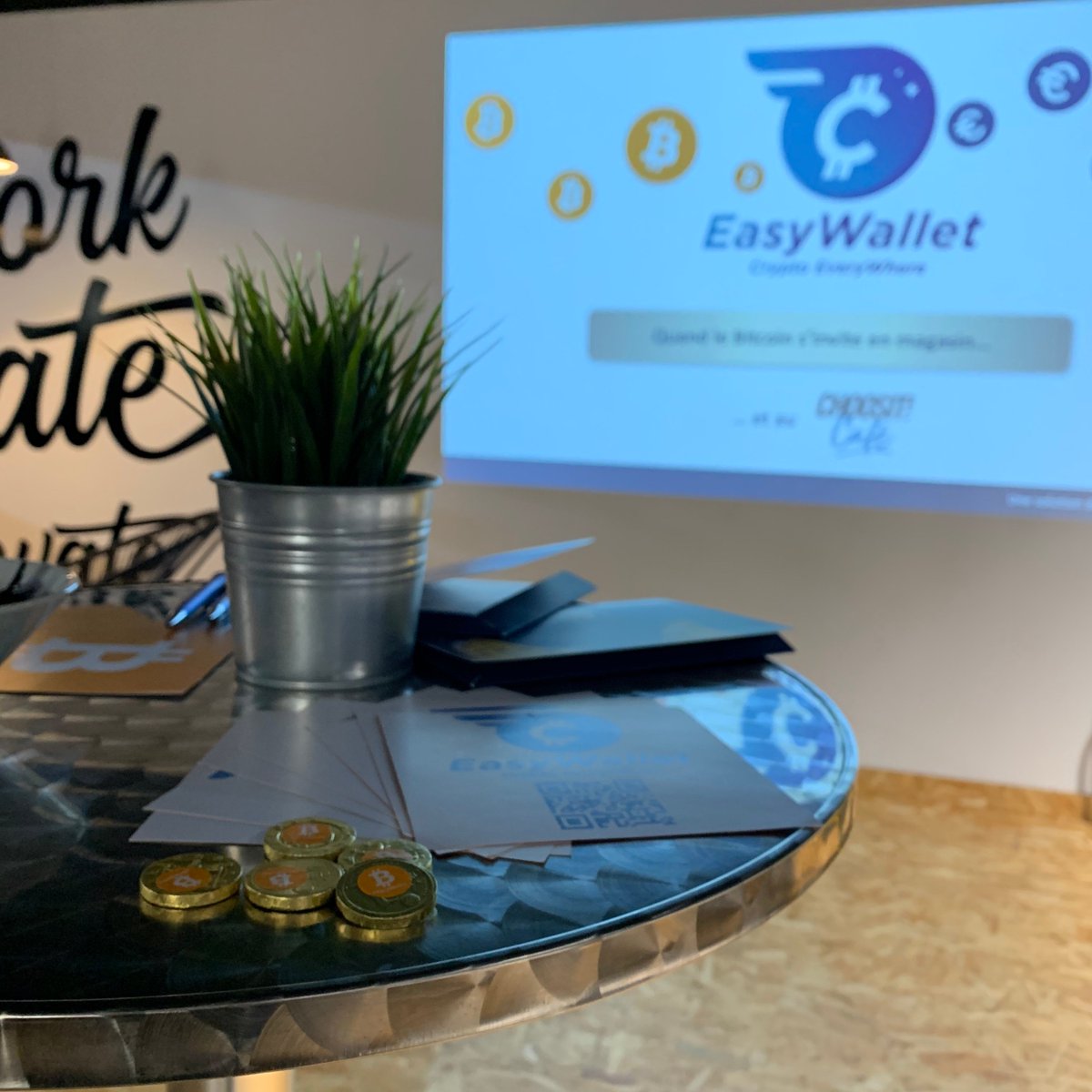 agence_spiriit's tweet photo. [RETOUR EN IMAGES] Le dernier #afterwork de l'année se termine en beauté grâce à vous ! 🤩

Merci à tous pour ce bon moment et merci à @Global_POS  pour la présentation d'#EasyWallet. https://t.co/xVnFen5cmK
