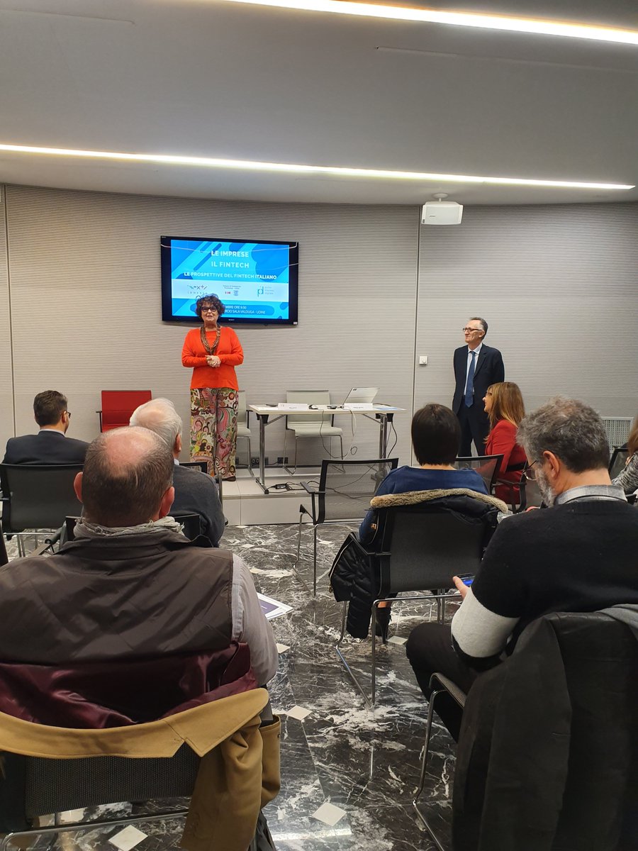 innexta_it's tweet photo. #Convegno Le #imprese incontrano il #Fintech - Accade alla CCIAA di Udine per tutta la mattina. Sul palco @GMPaglietti, Paris di Indipendent Advisor, @EquityBest, Pancotti di @HorsaSpa, Kisvarday di @_AFEX. Chiude i lavori il Presidente di CCIAA PD-UD e #Innexta Giovanni Da Pozzo https://t.co/Qp656d4Zz6