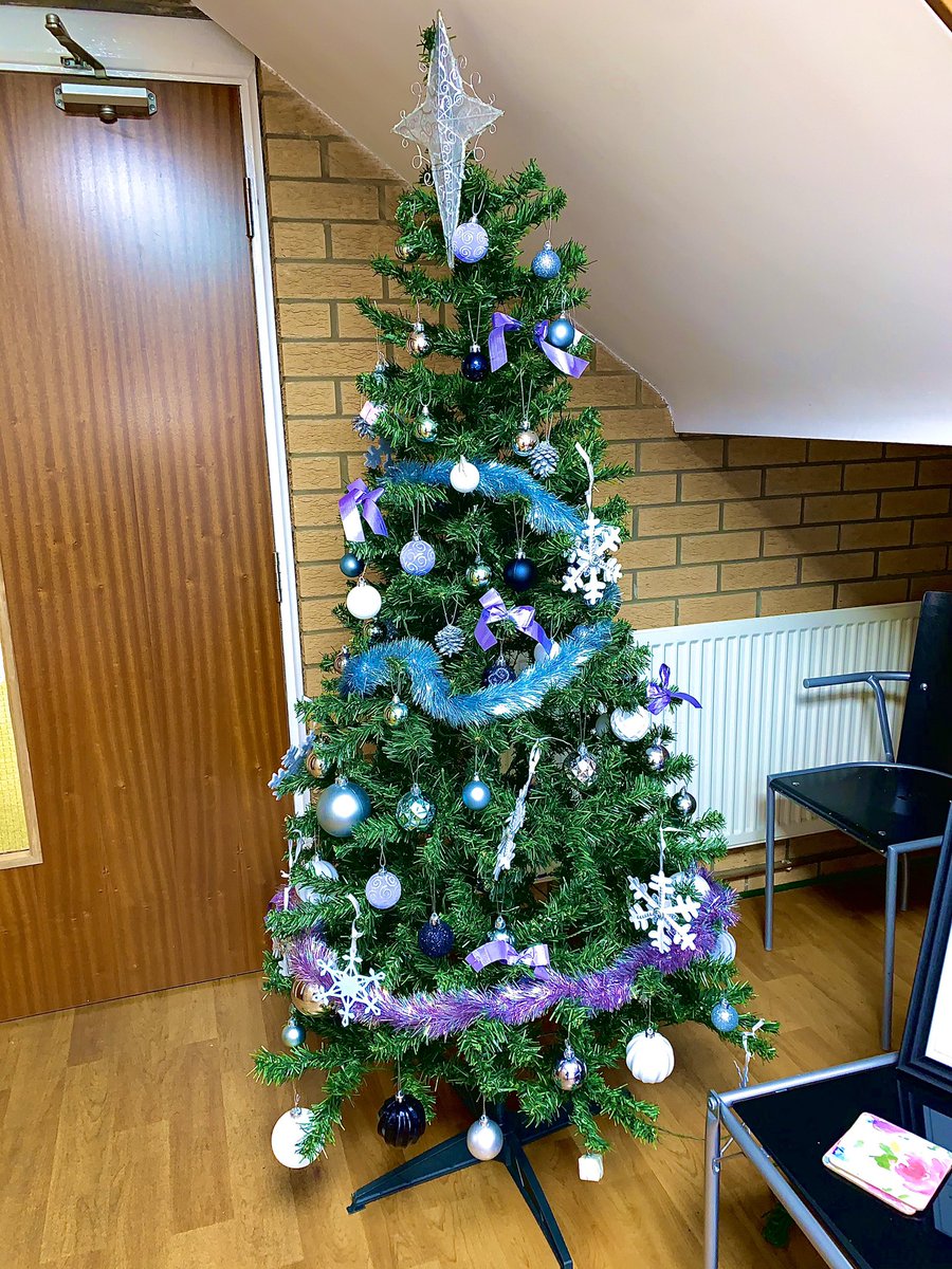 Allen_Signs's tweet photo. The Christmas tree is up at Allen Signs Ltd!!! 

It’s beginning to look a lot like Christmas 🎅🏻🎄🎁 

#signs #office #tree #Christmas https://t.co/YZ6voIuuEe