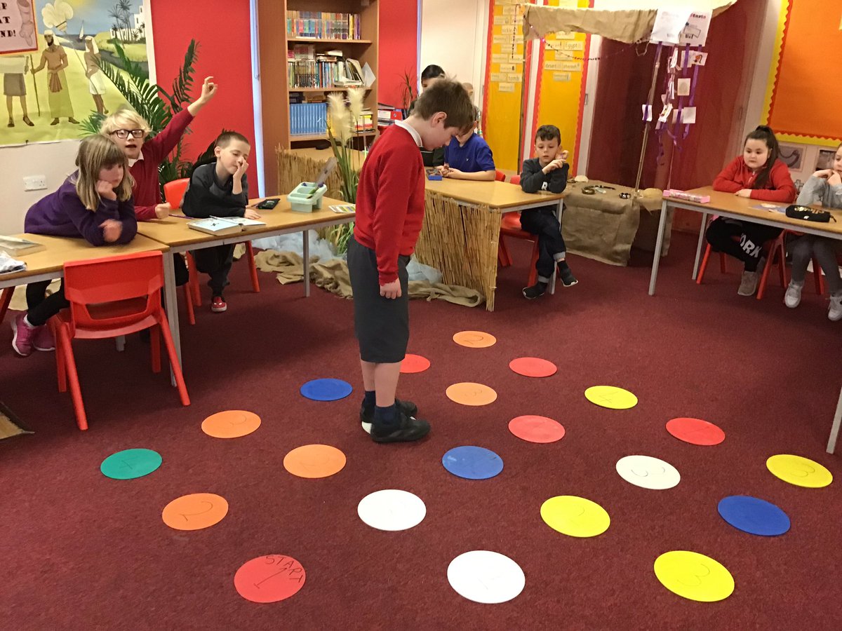 KincraigY4's tweet photo. #jumpingmaze in #mathsweek We’ve learnt that we need to work on our problem solving and resilience! 😳😜 https://t.co/16z6sY3ahA