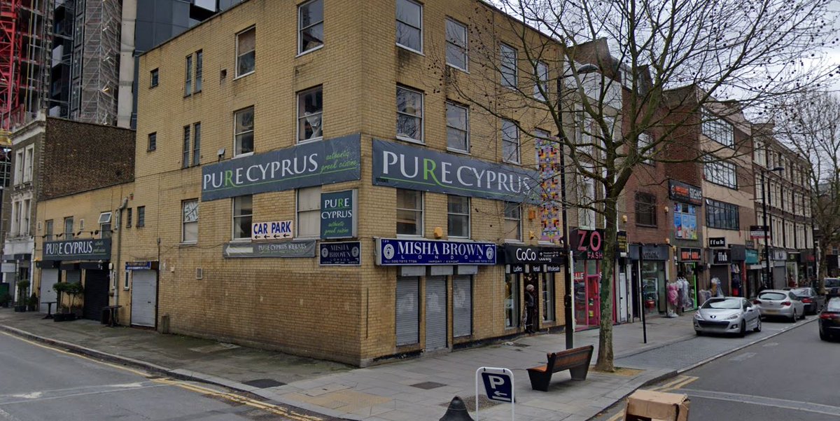 PSSCommercial's tweet image. First, second and third floor storage providing approx. 7,287.17 sq. ft. (677 sq. m.) of space arranged as follows:
First floor: 3,875 sq. ft. (360 sq. m.)
Second floor: 2,174.31 (202 sq. m.)
Third floor: 1,237.85 (115 sq. m.)
£15.00 per square foot
Call for further details!