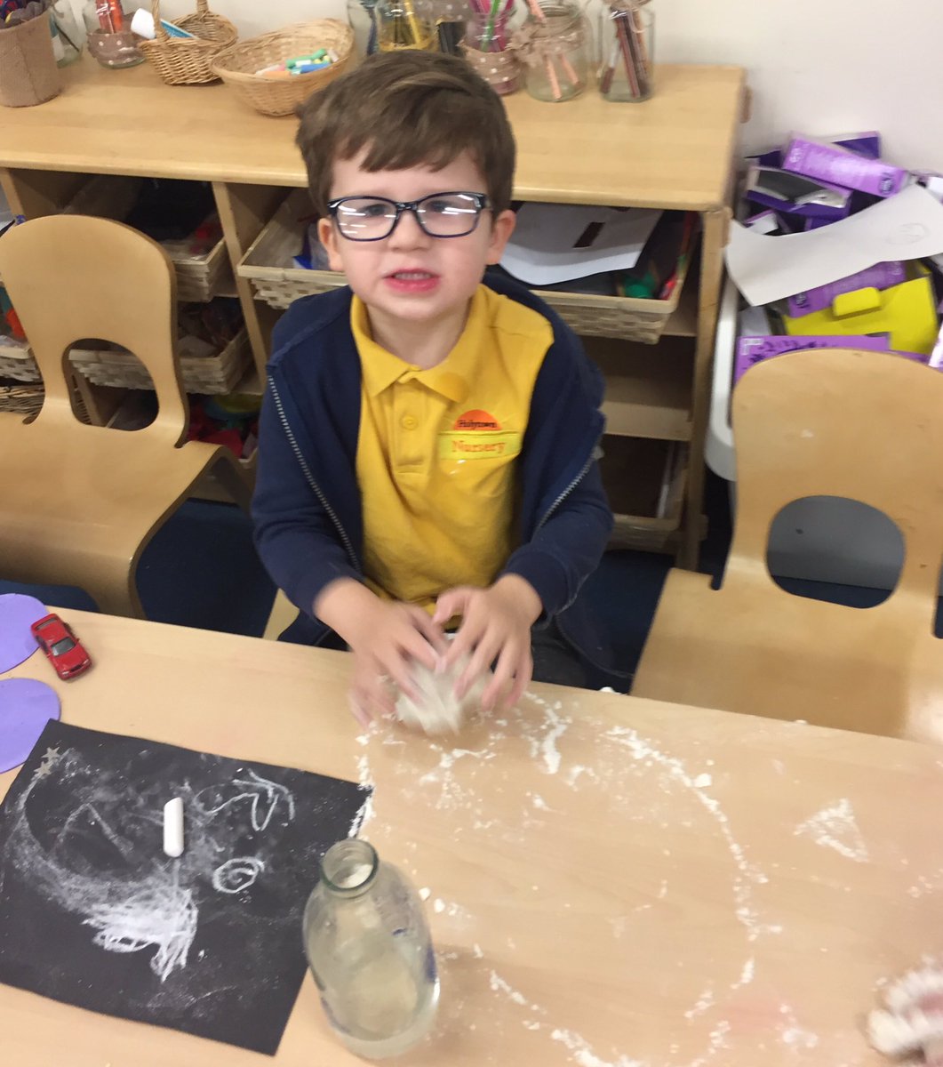 HolytownNC's tweet photo. The children are enjoying making white play dough to pretend they are snowballs. #usingyourimagination https://t.co/cXzHQByaeT
