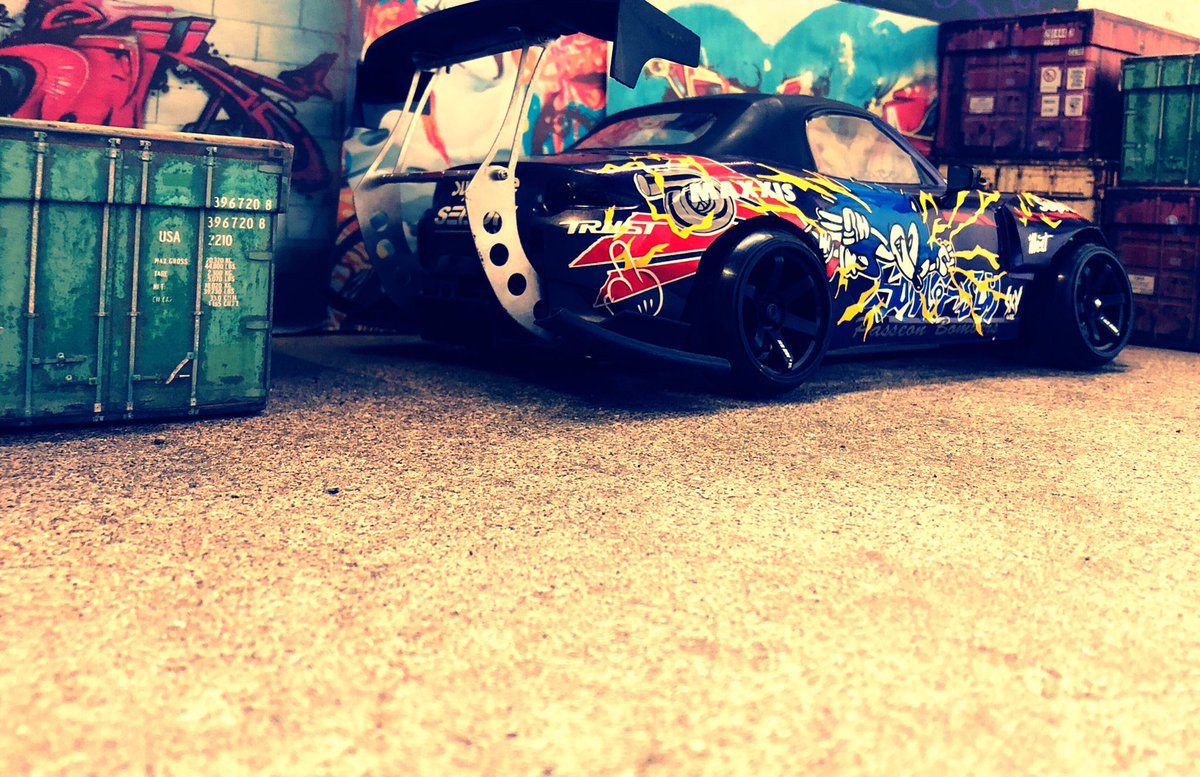 psennpai's tweet photo. #シルビア
#S14
#S13
#シャコタン
#slammed
#bosozoku
#ドリフト
#ロードスター
#ドリラジ
#ボディー職人
#リアルドリフト
#180sx
#S15
#STANCE
#REDBULL
#SINCO
#惡帝
#P先輩
#200sx
#nissan
#silva
#jdm
#rcdrift
#custam
#rocketbunny
#matuda
#暴走族
#追走
#ARPサーキット
#パッションボンバー https://t.co/JaewSFupQc