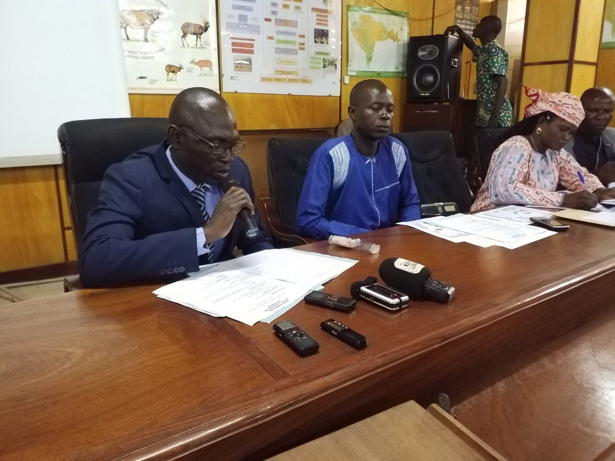 uepnddrrcaf's tweet photo. .#UEPNDDRRenAction! Le 20ème #CCS du #DDRR se déroule en ce moment à #Bangui. @GouvCF remercie les #PTF @UN_CAR @EUTMRCA @com_cemac les groupes armés, etc. Plus d'infos: https://t.co/us6qlP4TFa https://t.co/YPn2gC4PMp