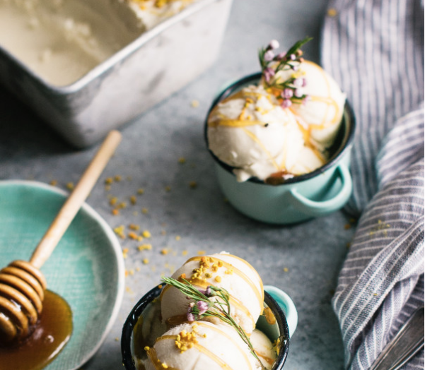 Farmer Bea On Twitter Chamomile Salted Honey Frozen Yogurt With Bee Pollen By Kitchenmccabe Https T Co Zas0tj1nck Dairyfree Healthyrecipes Feedfeed Foodies Https T Co 64awihkau8