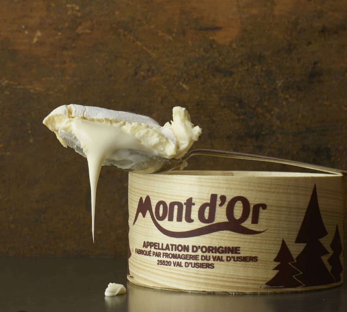 Come say hello to some of our cheese experts at <a href="/berrybrosrudd/">Berry Bros. & Rudd</a> tomorrow from 2pm! They will be tasting out some beautiful cheeses alongside wines &amp; British charcuterie.

Plus, you can enter for free to win a prize worth over £150!

#cheese #charcuterie #cheesetasting #winetasting