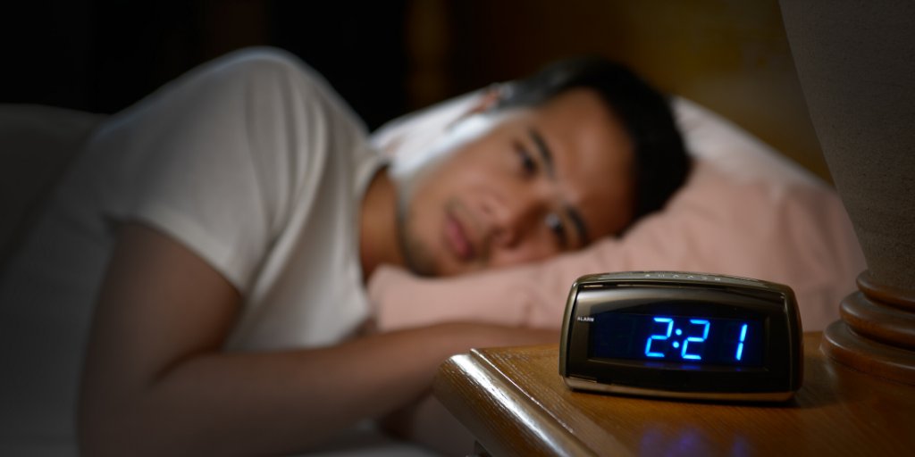 thenightstuff's tweet image. Do you frequently wake up at the same time every night? Read why this may be happening and what you can do about it in this @HuffPostUK article bit.ly/34X82Qq