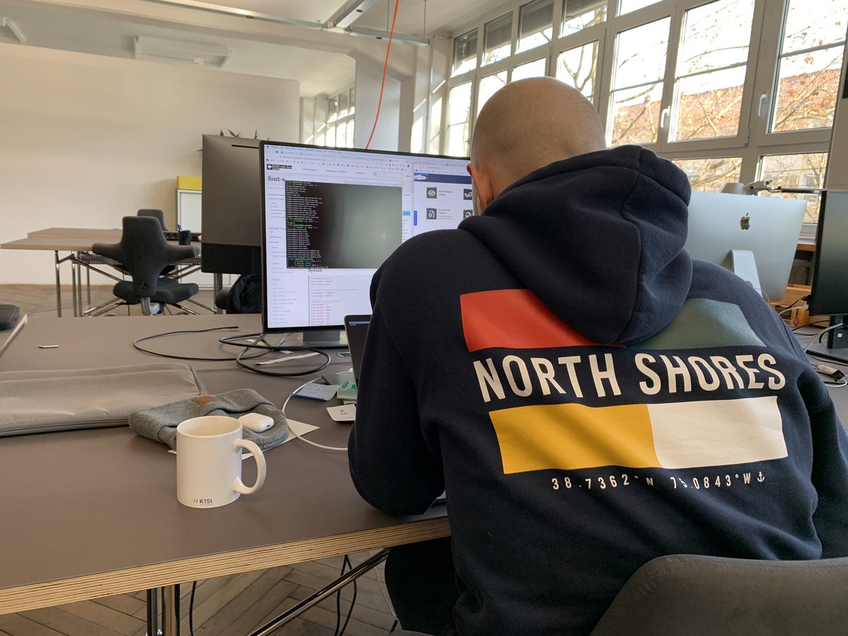 k15t_'s tweet photo. Itβs #Hacketse time! 24 hours for our teams to hack a project of their choice π¨π½βπ»π©πΌβπ» May the best team win π https://t.co/dDEEUmPF32