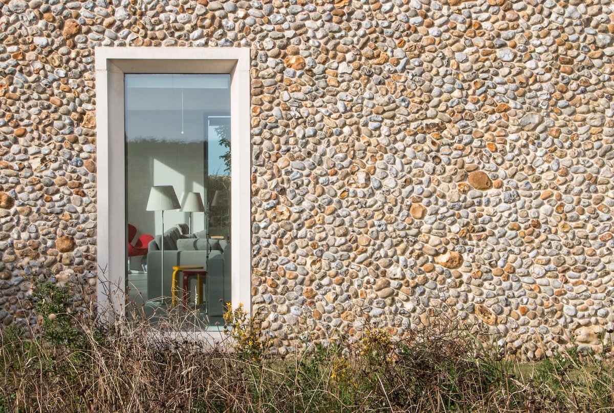 Come to stay with us in January with one of our amazing deals! Find out more in our latest newsletter createsend.com/t/r-8EBB248D88…
or book here living-architecture.co.uk/book.asp
#luxuryhomes #escape #getaway #luxuryholidayrentals #moderdesign #dogfriendly #modernarchitecture