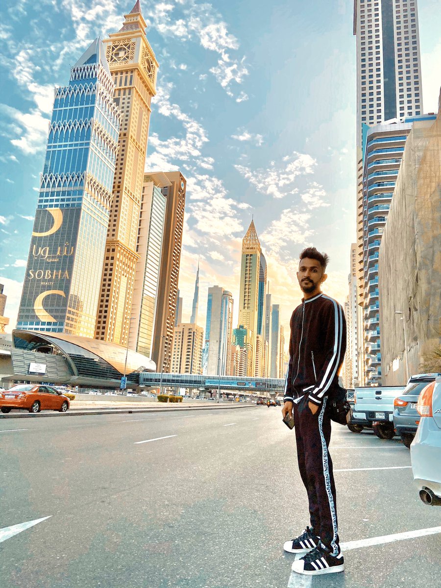 🇦🇪
#Dubai #shotoniphone11pro #dubailife #dubaiskyline #shaikhzayedroad #dubaimall