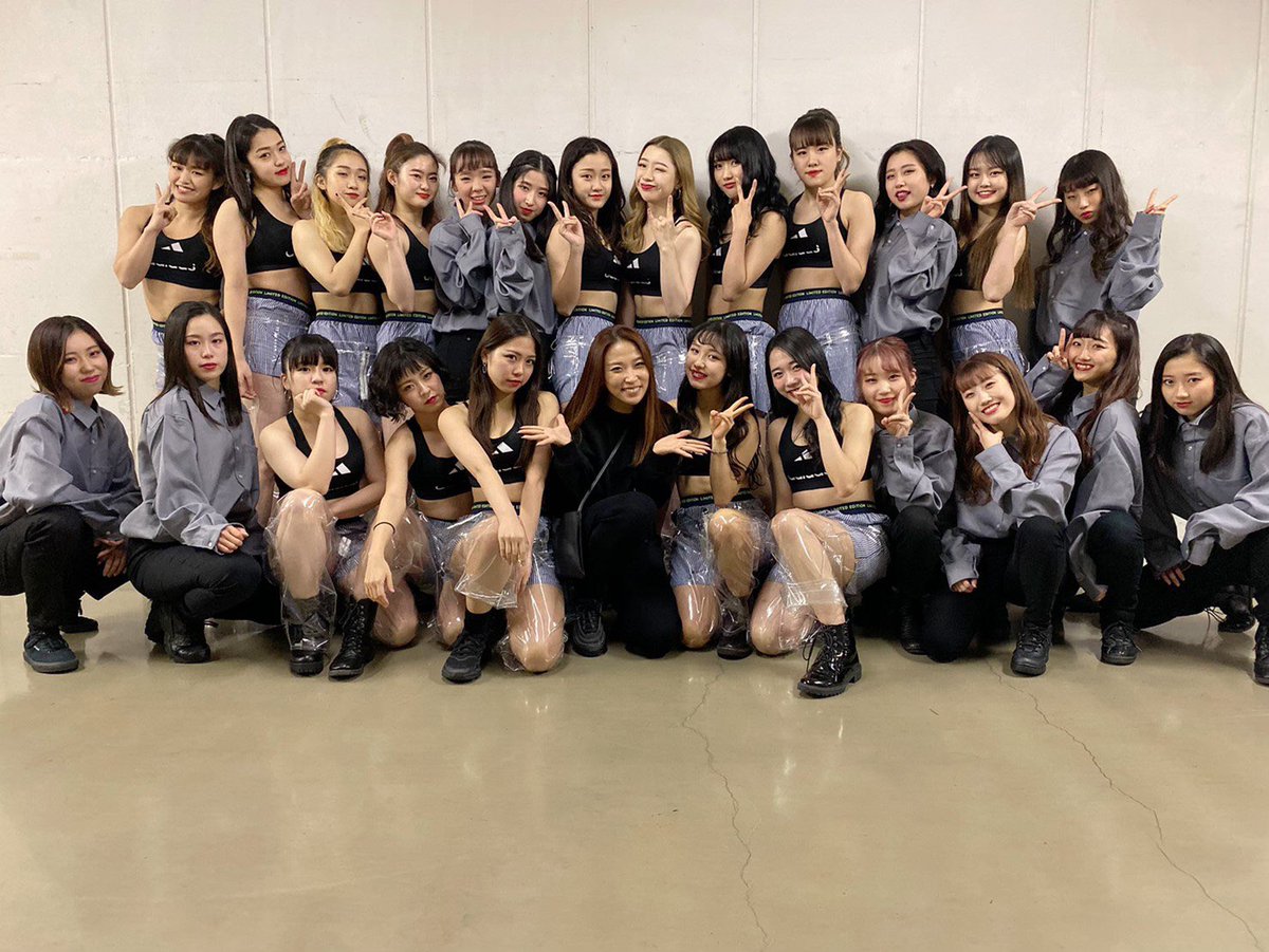 dancesaem's tweet photo. 2019MAMA
HWASA,MAMAMOO,TWICEのJAPAN DANCERとしてステージに立たせて頂きました。 https://t.co/gD3t9FILiz
