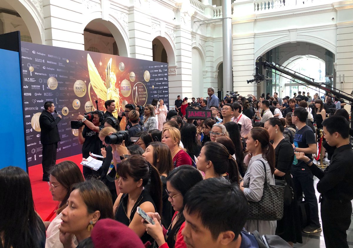IMDAsg's tweet photo. It’s the red carpet at #AsianAcademyCreativeAwards Gala Night! The stars are out in full force!
#SGMediaFest #SGDigital #AsiaIsNow #Singapore https://t.co/RbVReJL56N
