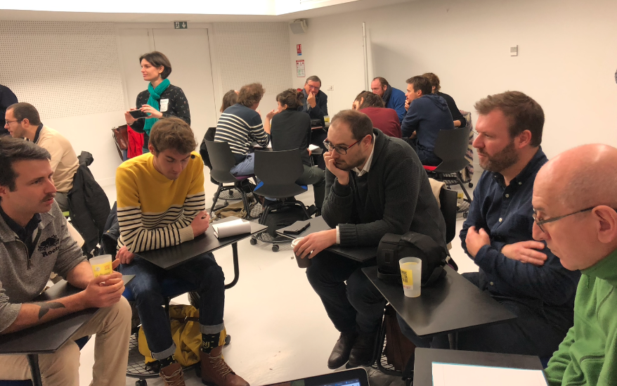 AssoANIS's tweet photo. #ROUMICS : Atelier controverse : Et si les commomers écrivaient une lettre d'Amour à l'acteur public... Qu'auraient-il envie de lui dire ? #Communs Avec la #mel_lille https://t.co/IRjtwDA15z