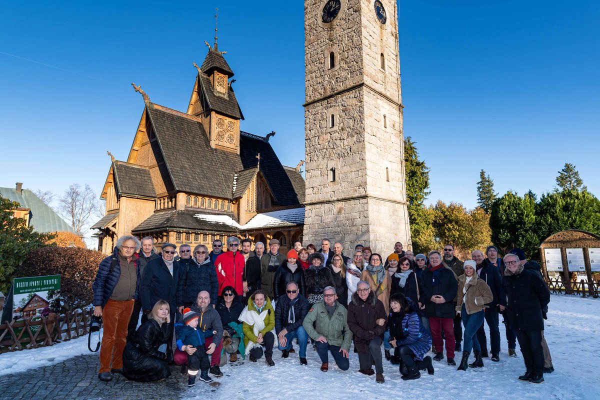 GrupaMtp's tweet image. Trwa kolejny, pełen inspirujących prezentacji, dzień Zjazdu Zimowego Polskiej Izby Przemysłu Targowego w Karpaczu.
#PIPT #DobrzeZaprojektowaneWydarzenia