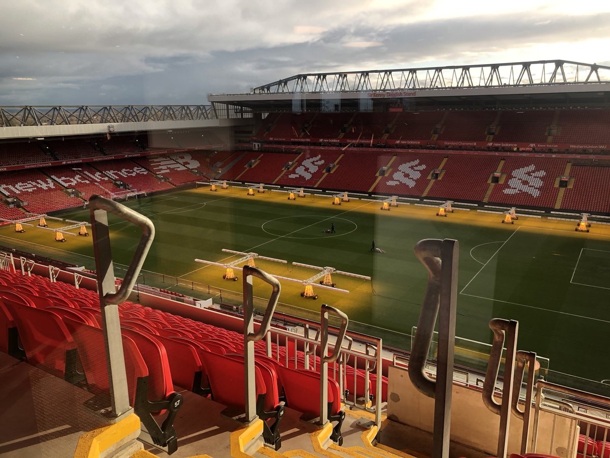 Delighted to be back at <a href="/LFC/">Liverpool FC</a> for today’s #ciwm NW Christmas Lunch!