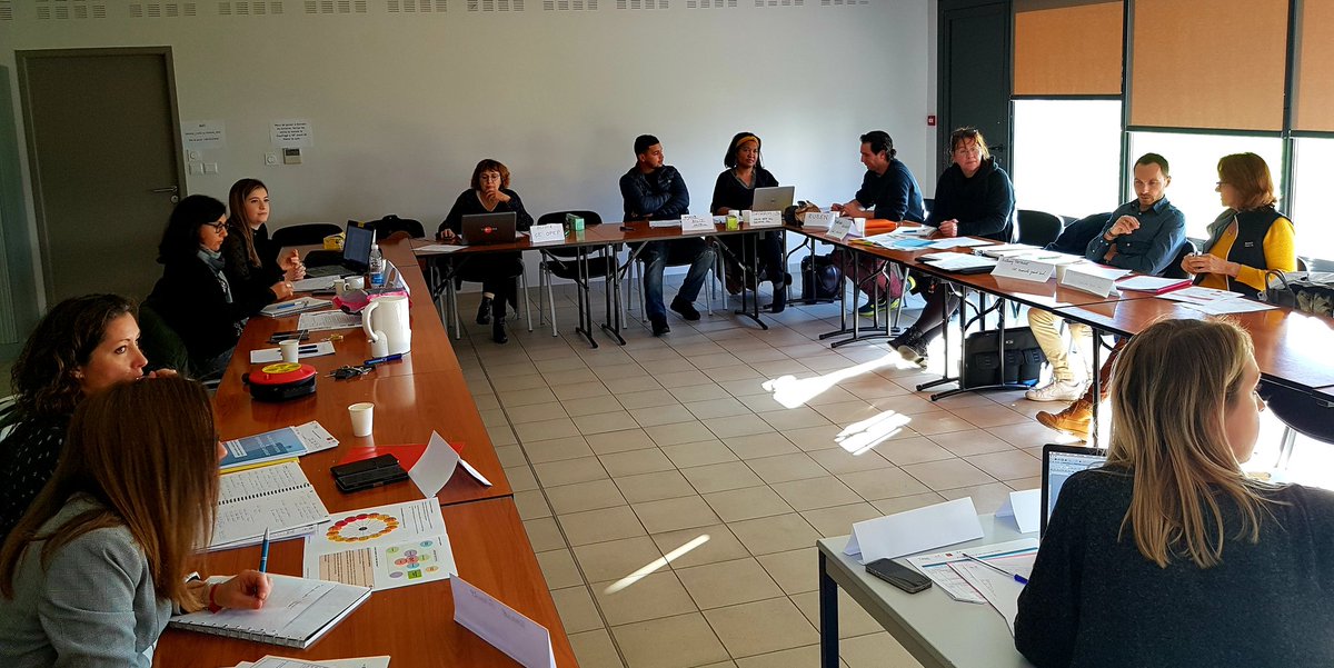 crge_occitanie's tweet photo. [J - n°3] du #ClusterQVT 

Échanges sur la Marque Employeur des groupements d'employeurs entre l'@AractOccitanie, le @crge_occitanie et des responsables et salariés de #GE d'@Occitanie. 

Ou comment identifier la plus value des emplois en GE pour mieux les préserver 🎯 1+1=3 💁‍♂️ https://t.co/5VwLahVcj4