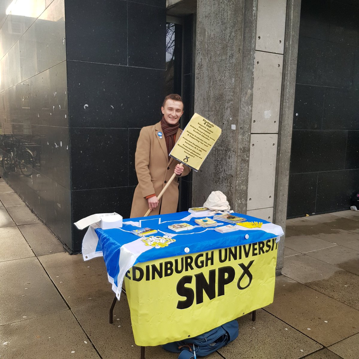 We are here this morning with a lovely stall, it would be great to see you 😃😃

#activeYSI #ActiveSNP #VoteSNP #GE2019