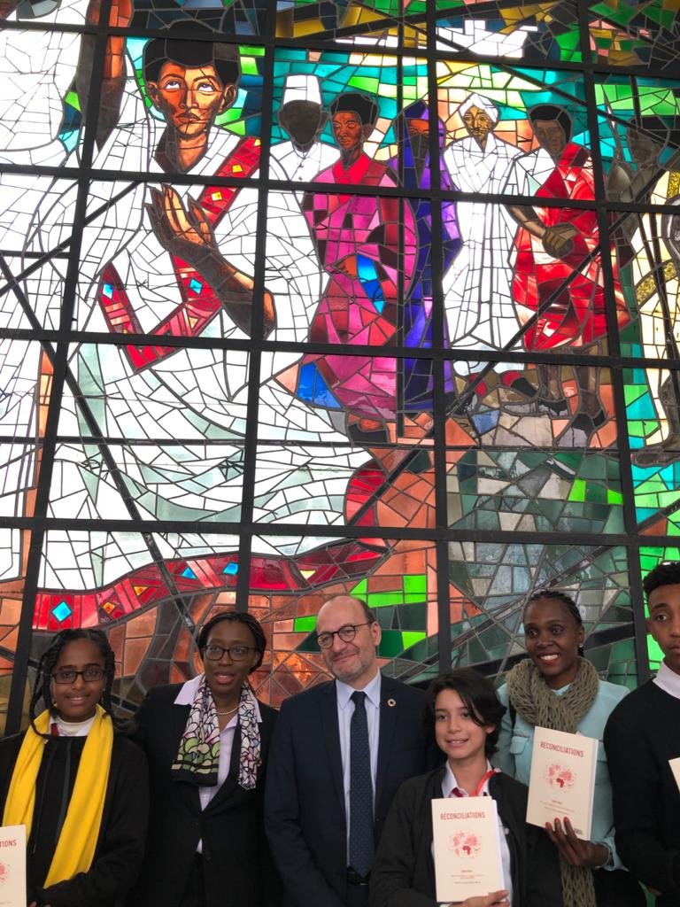 RimaLecoguic's tweet photo. Visit with @SongweVera and @RiouxRemy of the superb #AfricaHall, permanent headquarters of @ECA_OFFICIAL. A historical and symbolic place in the continent, whose renovation has just started this year. With stained glasses by Ethiopian artist #Afewerk #Tekle @AFD_en https://t.co/ukMKOKfFB1