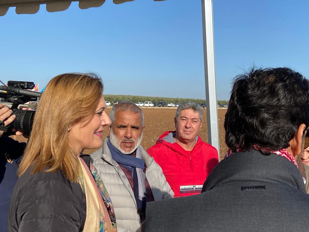 LancesCanalSur's tweet photo. En #Osuna, en los Campeonatos de #España de #Cetrería. Gracias a @RFECaza y a la  alcaldesa, Rosario Andújar @randujar65 que siempre nos facilitan nuestro trabajo https://t.co/ImLGZEoj2I