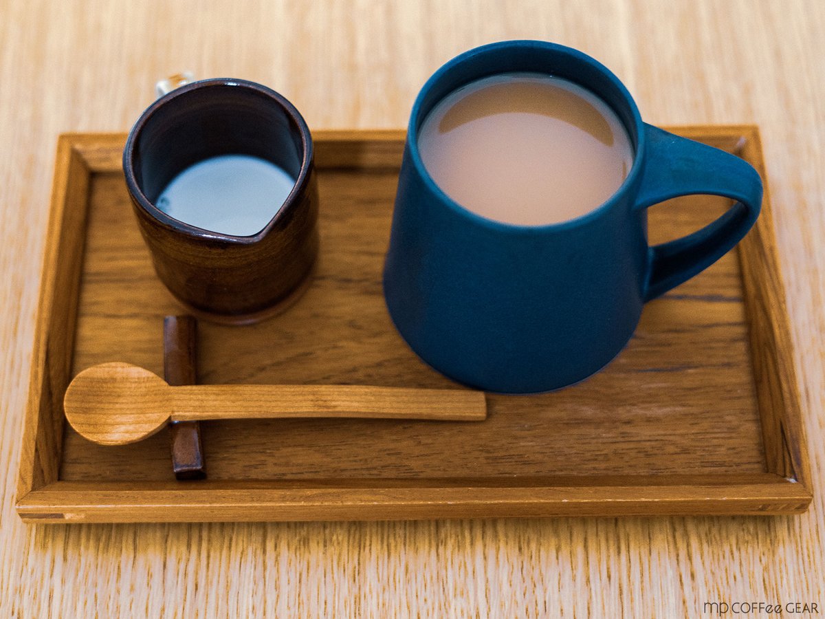 mpcoffeegear's tweet photo. 洗練されたデザインと落ち着いた淡い色合いが素敵な #KANEAKISAKAIPOTTERY。 ろくろで1点づつ作られた #ハンドメイド の風合いと #磁器 の丈夫で使い勝手の良さを併せ持った器です。#Lmug #Smug #コバルト #金秋酒井製陶所 #マグカップ
https://t.co/0Olwf9h0MF https://t.co/YGUkw8iXzz