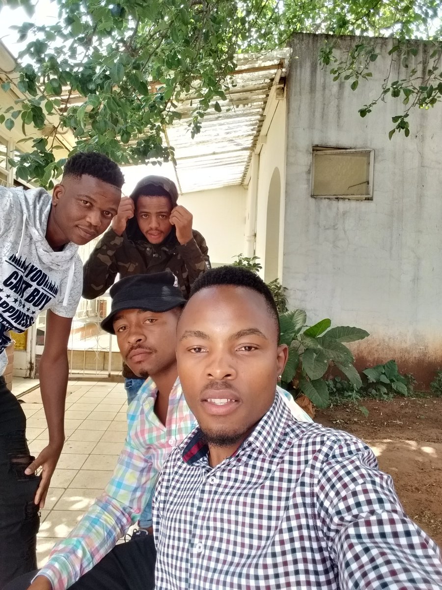 kancanesa's tweet photo. 😉 usuyizwile yini ingoma ethiJobe udlala kamnandi by Amashaya Kancane....hala me on whatsapp 0613721712 i'll forward it to u for free https://t.co/RB02LejKGb