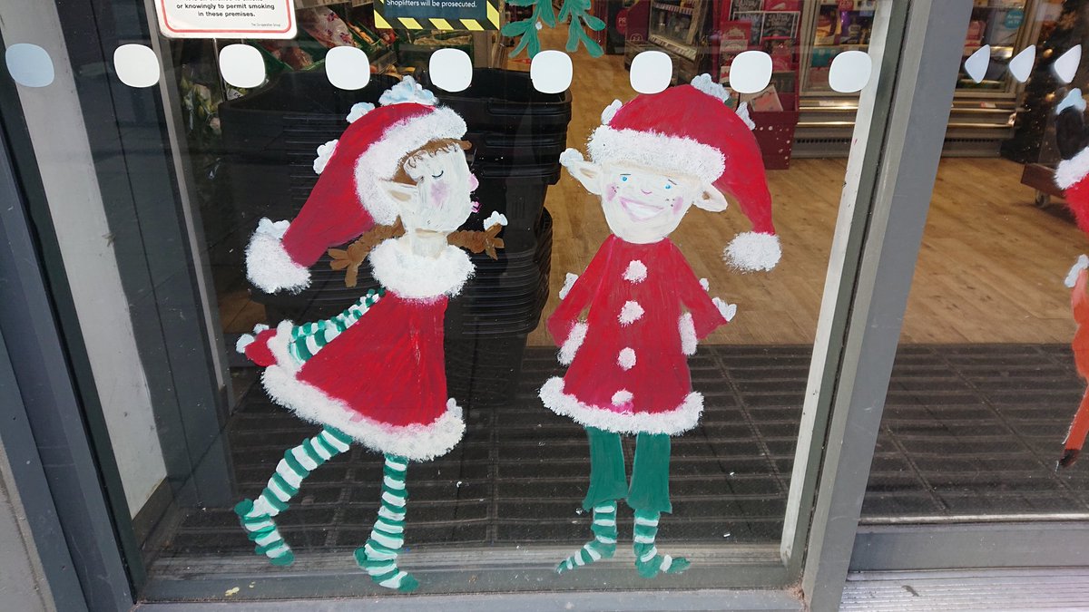 briandunsire's tweet photo. Christmas window's taking shape in Burntisland High Street Coop #merrychristmaseveryone https://t.co/sesb8EWxq5
