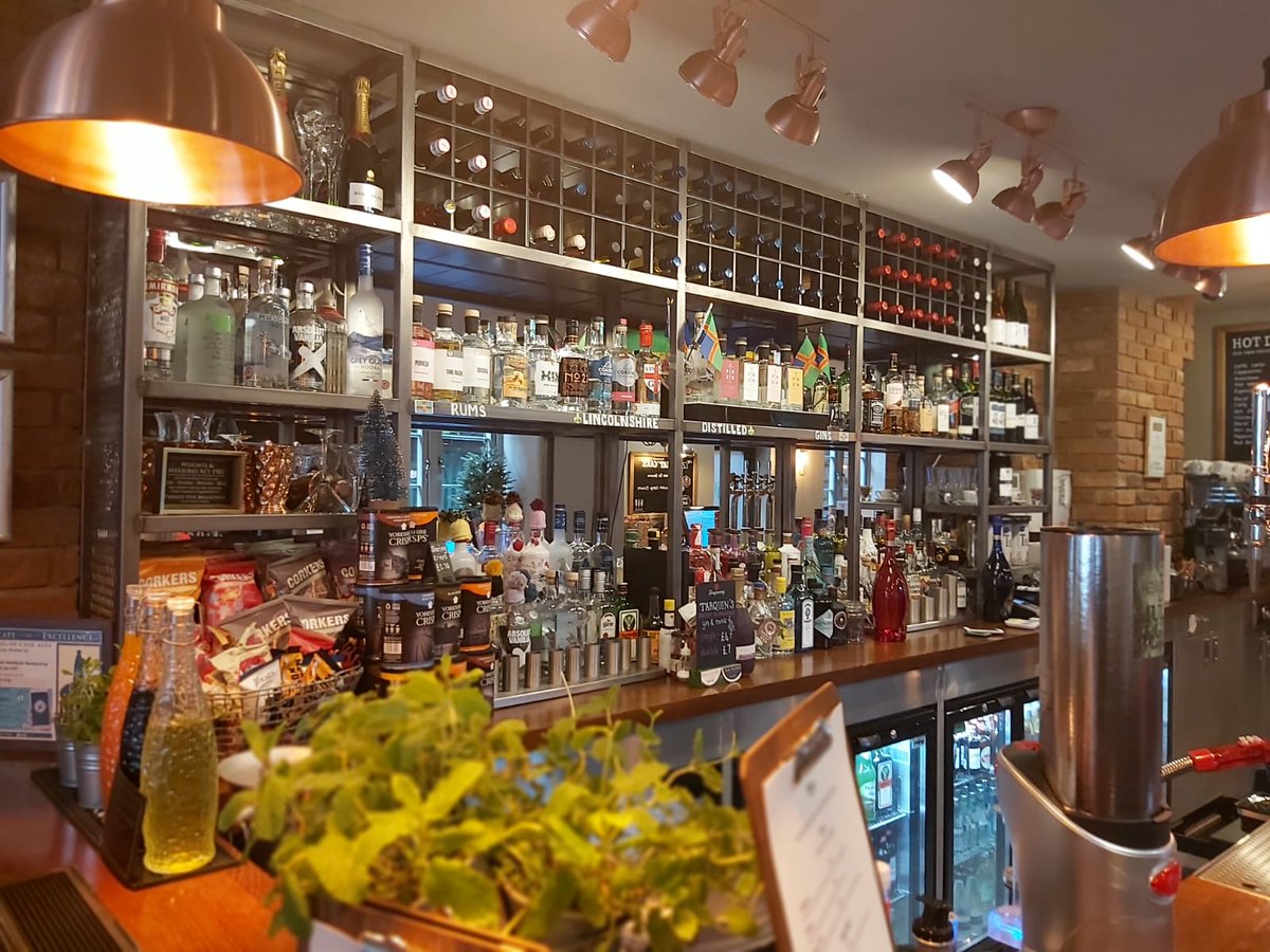 Dawnvale's tweet photo. One of the bars we built this year, Bar Eleven in Woodhall Spa recently won a bar of the year 2019 award! Well done to the team for their hard work.
#Awards #Bars #BarDesignandBuild #Lincoln #Design #Congratulations https://t.co/R8OP6HyWvx