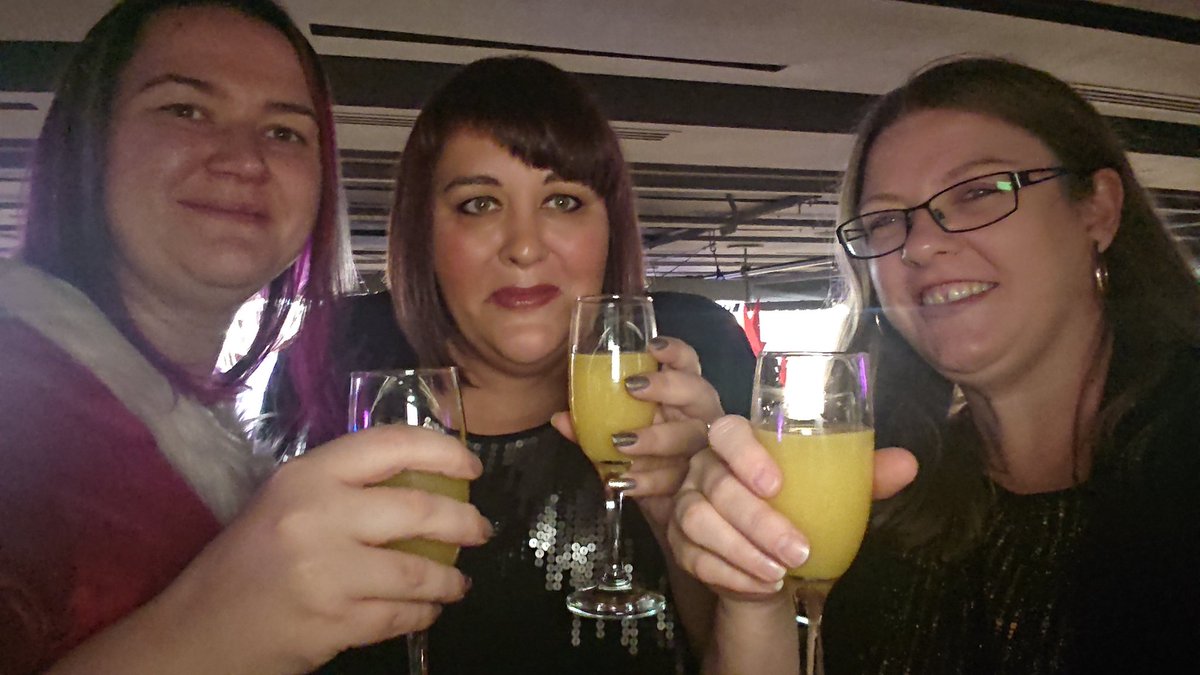 shazbat2804's tweet photo. V.I.P daaarrrlliiinnngggssss #GPCC19 https://t.co/fJMTUI43Ub