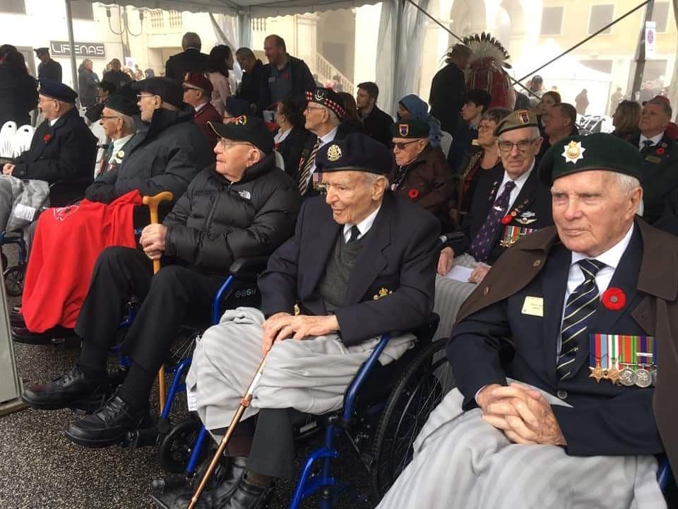 KingsOwnYYC's tweet photo. King's Own Calgary Veteran, Gordon Fennell, joined in with other veterans and Canadian Forces personnel for the 75th anniversary of the Italian Campaign. Onward! 🇨🇦
#kingsown #kingsowncalgary #kocr #italy #italiancampaign #worldwar2 #ww2 #worldwartwo #veteran #italy75 https://t.co/plEWBQQh51