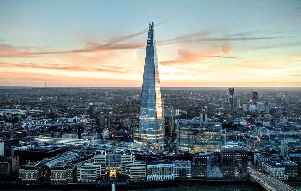 HomesInvisible's tweet photo. Is the London property market picking up? https://t.co/SdvjDFpagn https://t.co/QqZJIw4lPQ