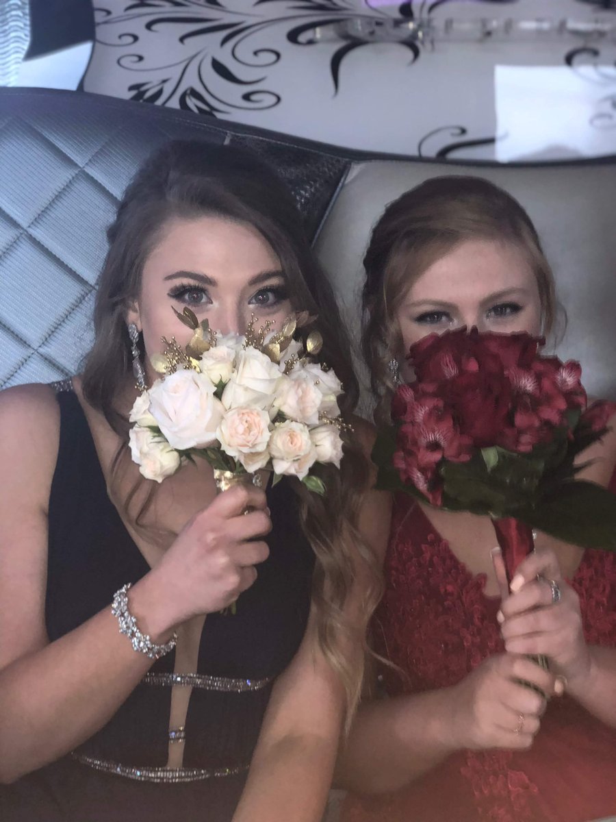 julia_randich15's tweet photo. HAPPY BIRTHDAY to the gorgeous, hilarious, dime of a woman I call my best friend ❤️ I hope you have an amazing, fun filled, drinking filled day! You’re legal bb!!! I can’t wait till you come home so we can celebrate right 🎉❤️💋 ilysm https://t.co/hk1bQhm1nq
