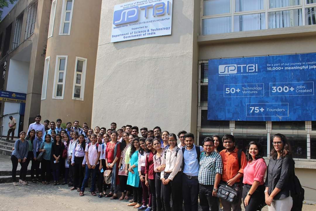 IICPTVAIM's tweet photo. Team of @ptvaimcoei along with IIC students had the privilege of visiting @sptbi SP-TBI is a hub for budding entrepreneurs and well equipped with modern technologies. It was a great opportunity to meet the @sptbi incubatees

#COEI #sptbi #Incubationcentre #PTVAIM #Ideationcentre https://t.co/bAp2mtvwTl
