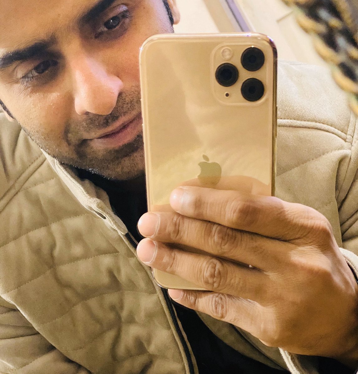 iQasimKhichi's tweet photo. When lenses loves you 😍
#iPhone11Pro #iPhone11ProMax
#Shoot #Apple #iPic #iSnap https://t.co/fRGOsgzXVZ