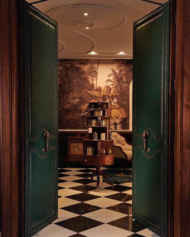The secret is out...Robin is delighted to announce his involvement in the iconic Great Scotland Yard Hotel, a project he first began working on over 4 years ago. He has been working hard with friends old and new on this, his biggest site to date by putti… ift.tt/34XPVd4