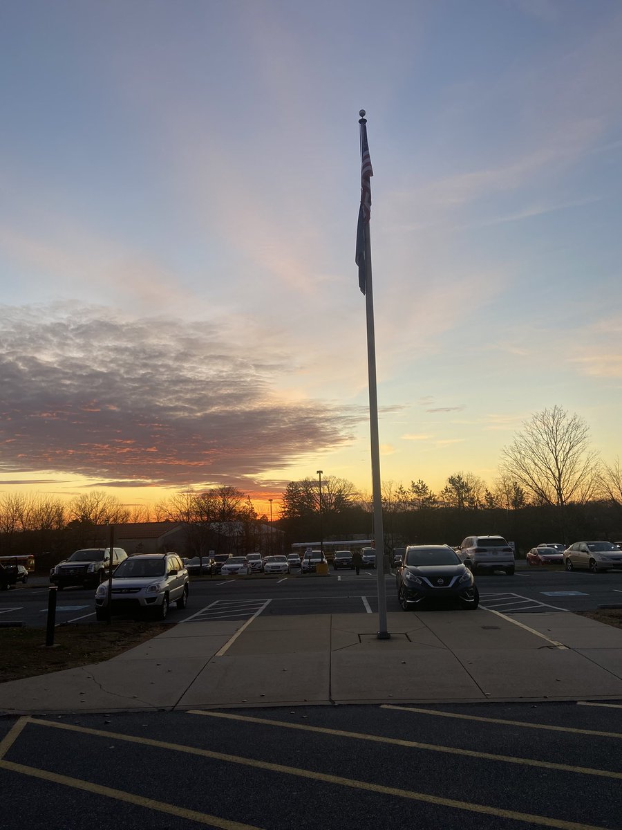 kb3iqk's tweet photo. Another day of success begins @GarnetValleyMS https://t.co/RVF6F0lVdd