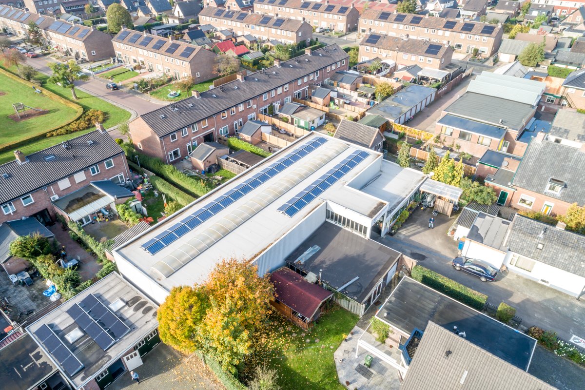 Kleiboer Lägers in Apeldoorn heeft de stap naar verduurzaming gemaakt. HVE heeft drie verschillende objecten voorzien van zonnepanelen. Lees meer over dit project in onze nieuwste case. ⬇️⬇️

hve-nl.com/portfolio/klei…