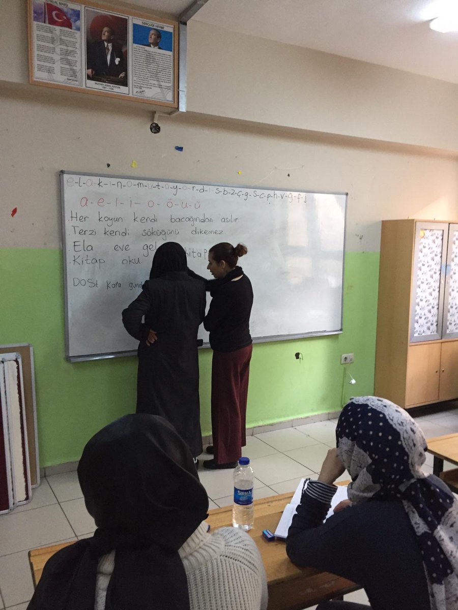 ozgega's tweet photo. Okuma Yazma Bilmeyen Kalmasın"Projesi kapsamında; eğitim-öğretim çalışmalarımız bugün itibari ile başarı ile tamamlanmış olup Ahsen Büke  Sümerol 'a teşekkür eder  gayret ve cesaretlerinden dolayı velilerimizi tebrik ediyoruz.@tcmeb @maltepemem
@istanbul_ilmem @huseyinaydogdu58 https://t.co/0WtCwpwe8P