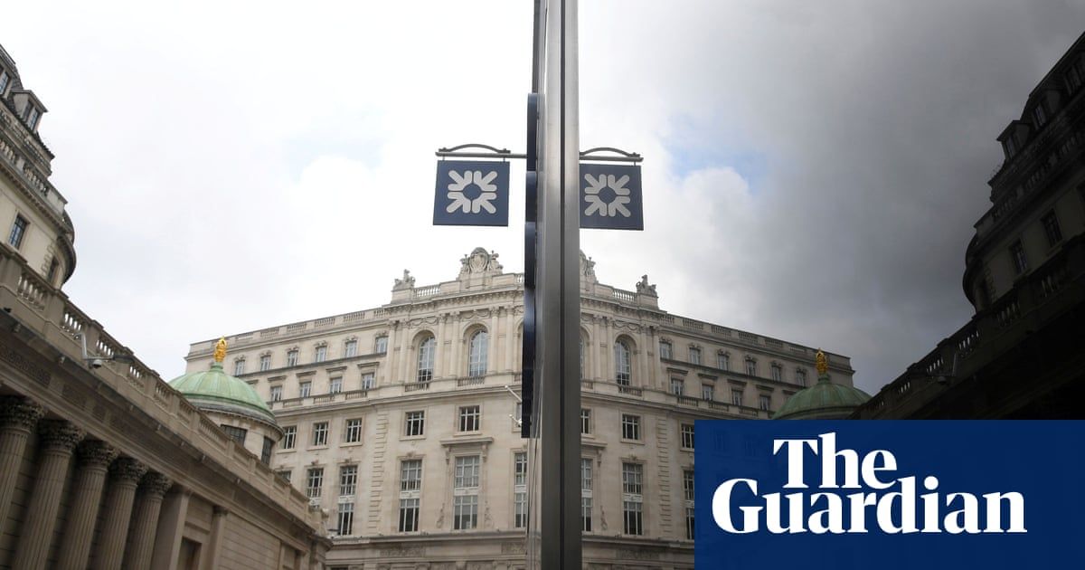 CFExecSearch's tweet image. #RBS takes on #Monzo with standalone digital bank Bó cfsear.ch/2Ldvkd7