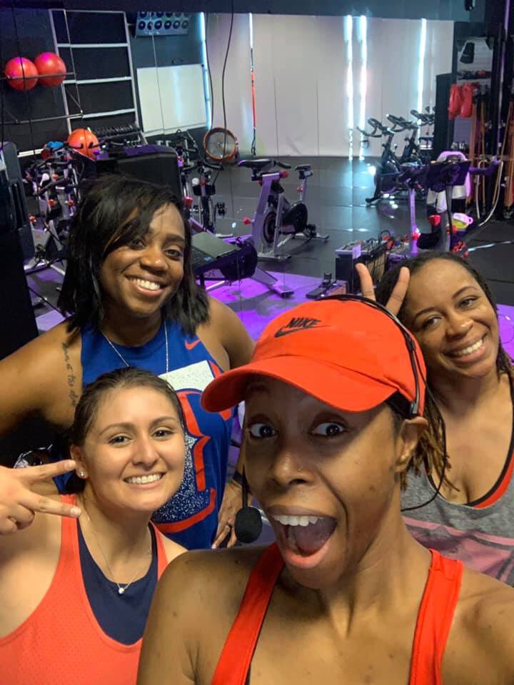 360CycleStudio's tweet image. It’s all fun and games till your friends get jealous of that body you’ve developed! Friends don’t let friends sleep in! Let’s ride! Down load our app today at 360 Cycle Studio today!